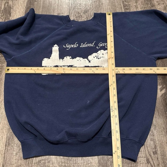 Vintage 80s Sapelo Island Georgia Lighthouse Graphic Sweatshirt - Picture 3 of 8